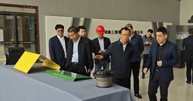 长垣市市长邓国永一行莅临威尼斯人博彩集团调研指导工作