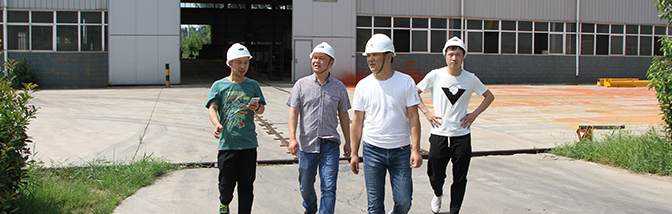 热烈欢迎中国核工业二七二工厂领导一行莅临威尼斯人网上赌场集团参观指导工作